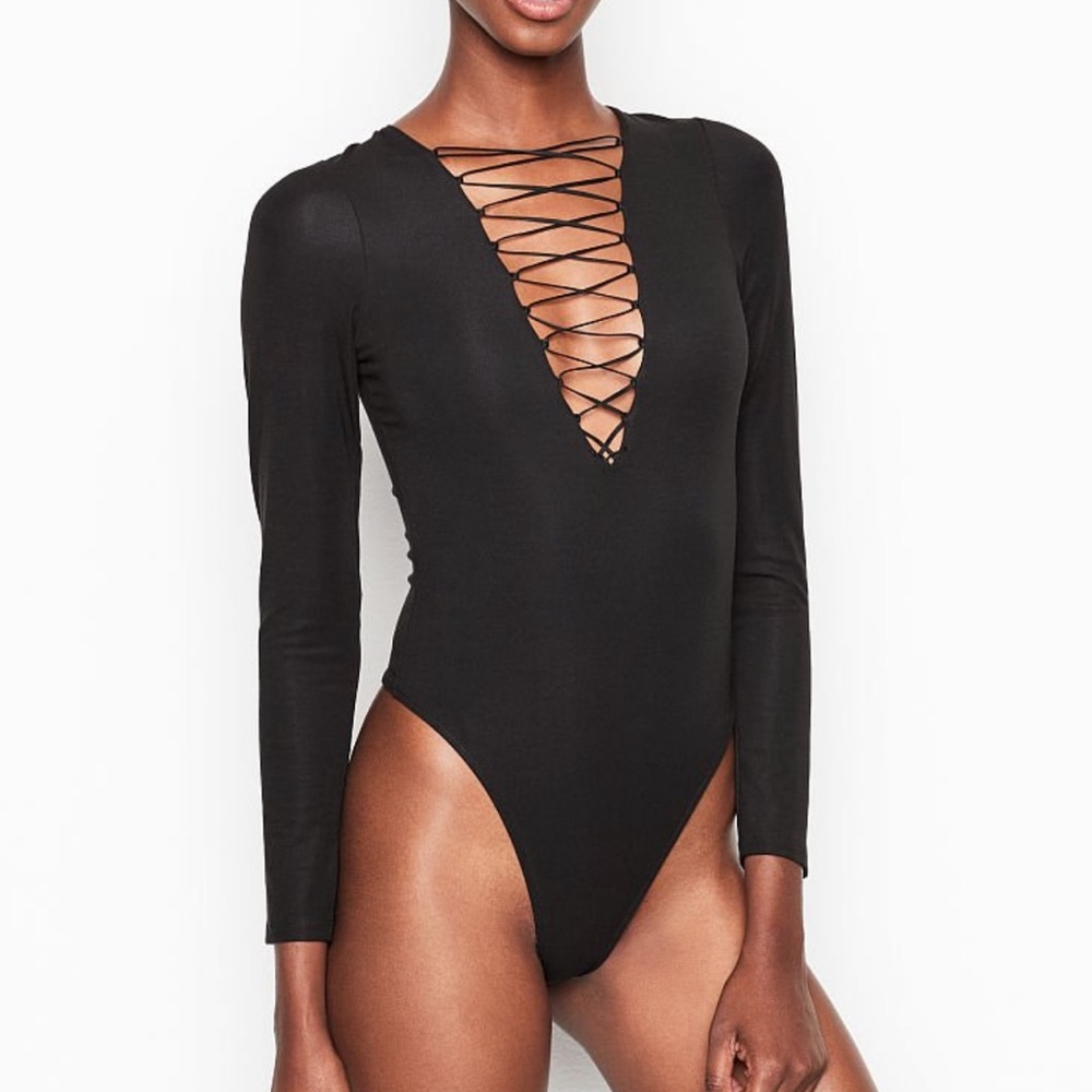BNWT Victoria’s Secret Plunge Lace Up Thong Bodysuit Size Large